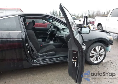 2010 Honda Accord 2.4 Ex from USA, damaged, VIN 1HGCS1B72AA007715